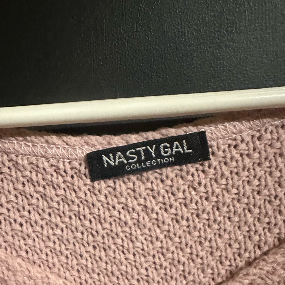 Nasty Gal Oversized Rose Pink Sweater sz L - Picture 4 of 6
